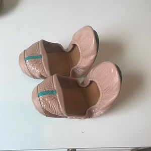 Blush Patent Tieks